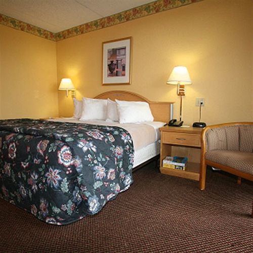 Knights Inn Six Flags Lodge West الغرفة الصورة
